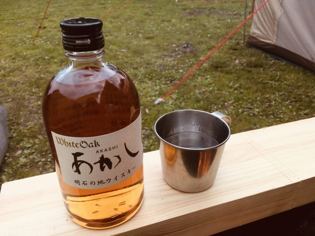 ３月の琵琶湖畔キャンプはまたもや暴風！冬キャンプは酒で暖をとる？笑